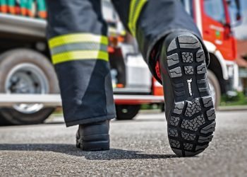 Safety Shoes/boots